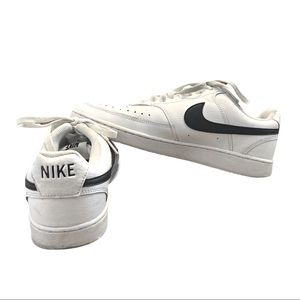 Hurry! Men’s Size 9.5 Nike Court Vision’s